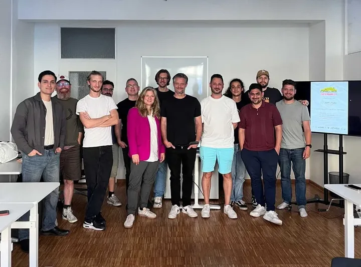 Past accelerator editions run by Amplitude Ventures